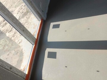 Przygotowanie podłoża i izolacji przed wykonaniem wylewki